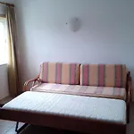 1 Bed Flat - Sleeps 2 - Parking - Wifi アパート *
