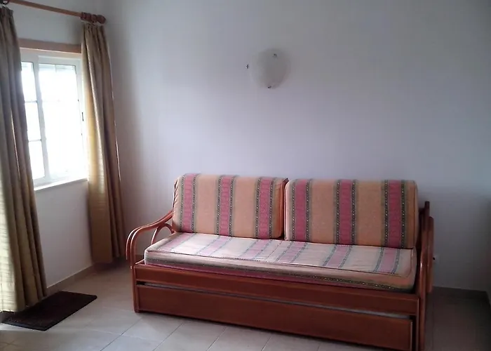 Apartamento 1 Bed Flat - Sleeps 2 - Parking - Wifi *