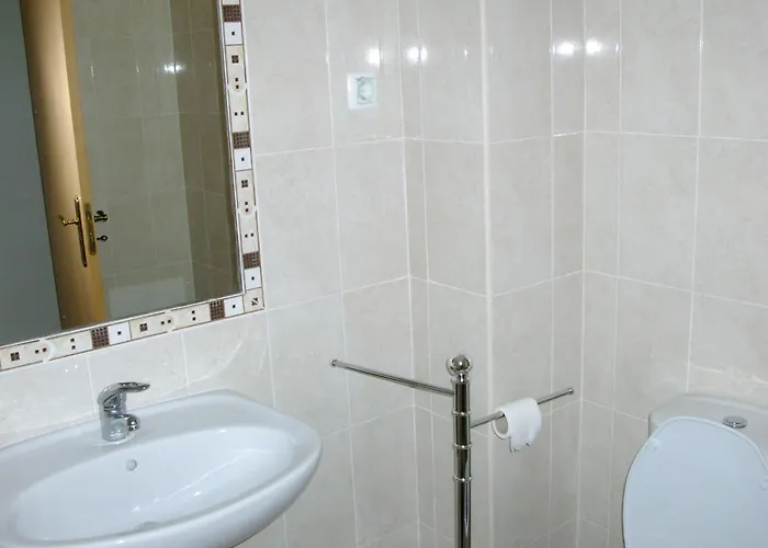 Apartamento 1 Bed Flat - Sleeps 2 - Parking - Wifi
