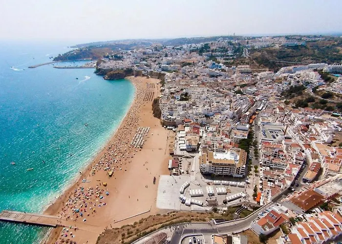 1 Bed Flat - Sleeps 2 - Parking - Wifi Albufeira
