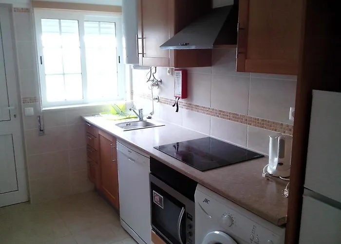 Daire 1 Bed Flat - Sleeps 2 - Parking - Wifi Albufeira